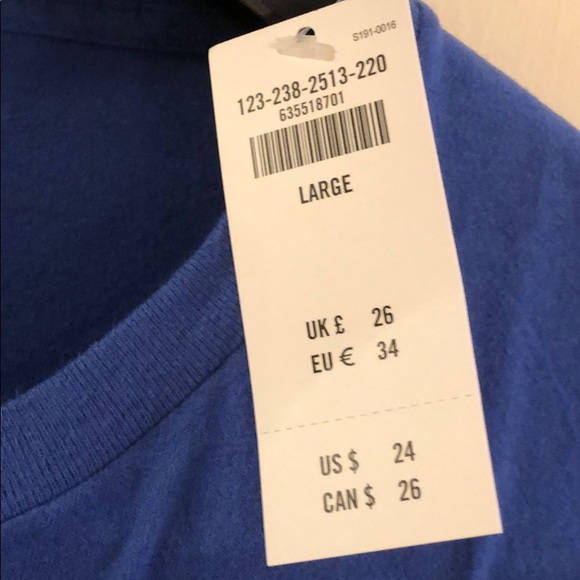 Abercrombie graphic tee new with tags - Picture 3 of 4